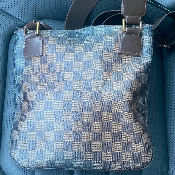 Offers accepted! Vintage auth LV w/COA. bundle with the matching kisslock! - Picture 7 of 7